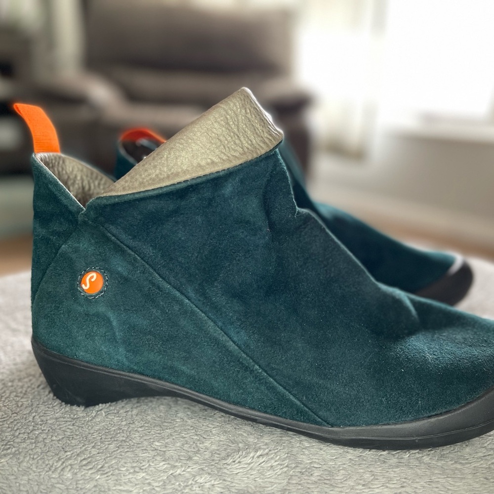 Softinos Zip Up Ankle Boots Farah Forest Green